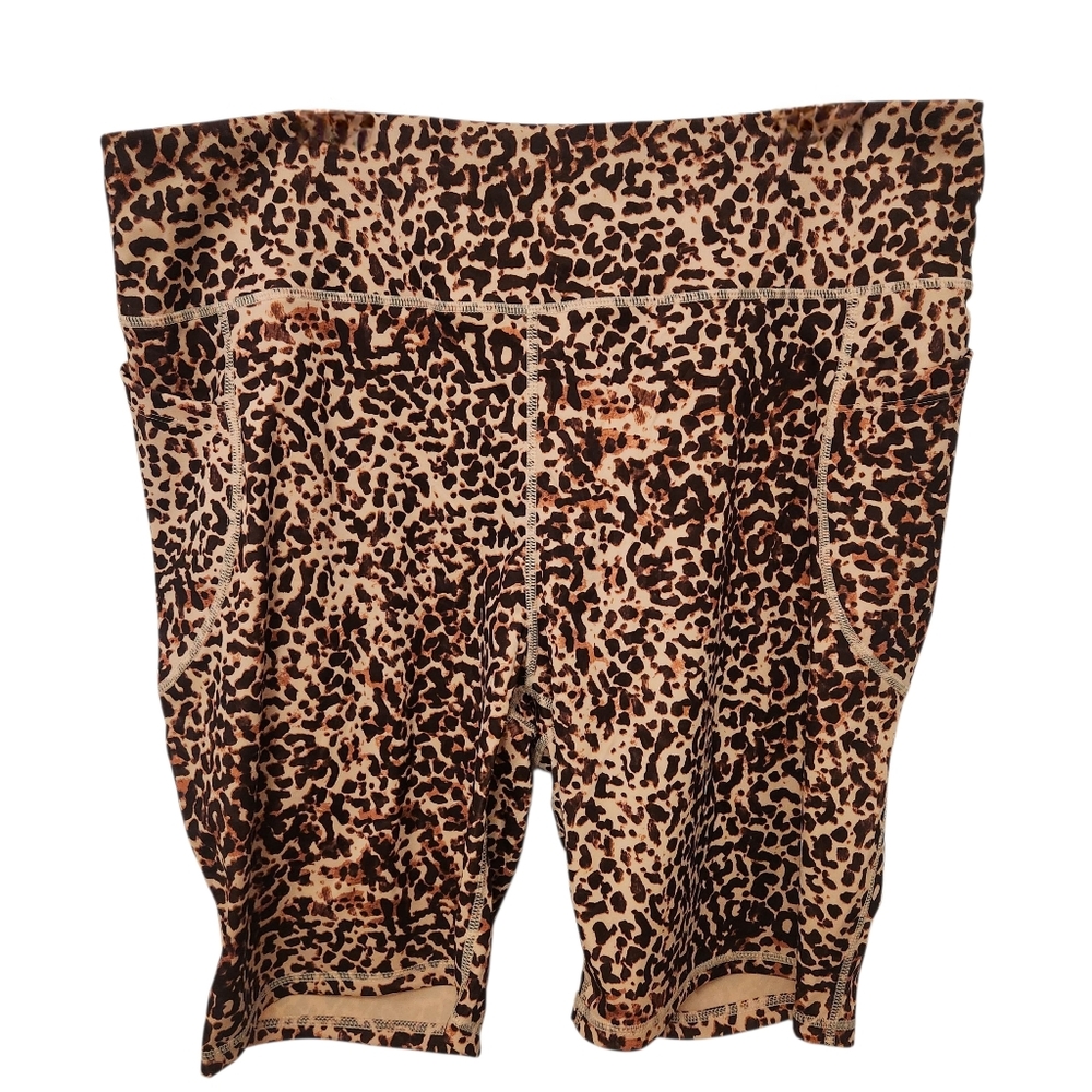 The Bebe Sport High Rise Cheetah Print Athletic Shorts in women's size 3XL